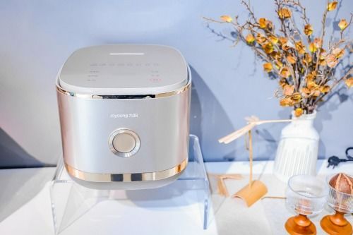 不止豆?jié){機(jī),九陽(yáng)創(chuàng)新三十年,系列健康家電亮相awe